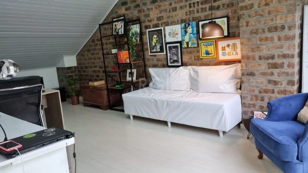 Imagem Casa Condominio para Venda - 218m², 3 dormitórios, sendo 1 suites, 2 vagas - Ipanema
