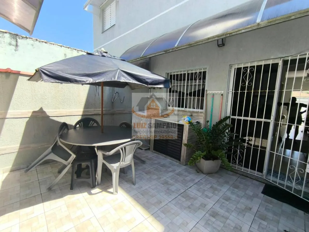 Imagem Lindo Sobrado, 2 Suítes, 2 Vagas, 200 metros da praia Suarão