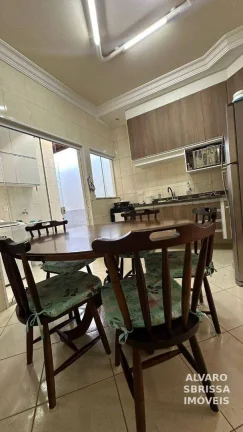 Imagem Casa com três dormitórios no Condomínio Rio Branco em Salto SP
