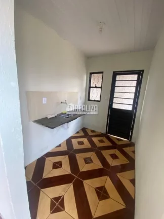 Imagem Casa de 2 dormitórios à venda no Residencial 2000, Uberaba