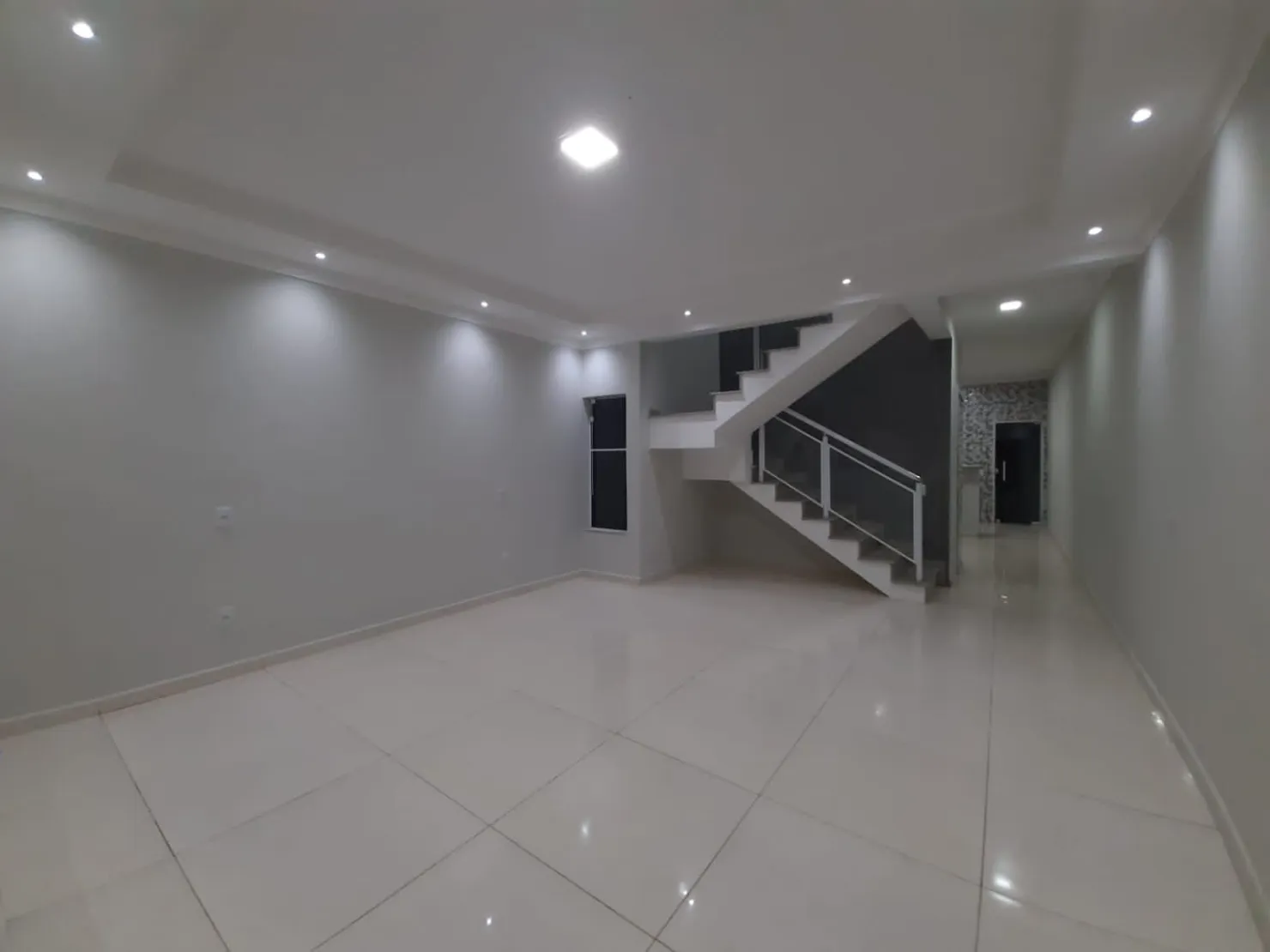 Imagem Casa à venda 2 Quartos, 1 Suite, 2 Vagas, 125M², Residencial e Comercial Portal dos Eucaliptos, Pindamonhangaba - SP