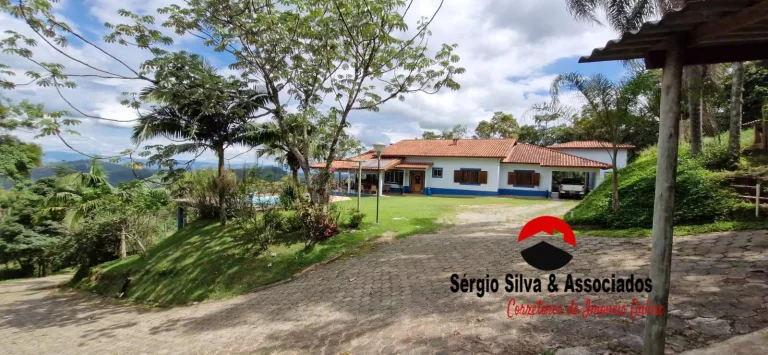 Imagem Maravilhoso Sítio a Venda Localizado na Região de Santo Antônio do Pinhal .