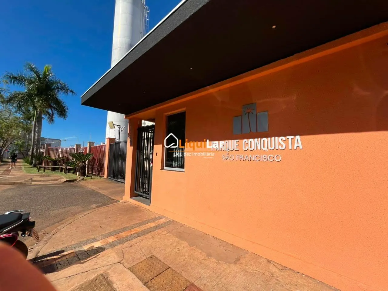 Imagem Apartamento para Locação no Parque Conquista São Francisco com 2 Quartos, Varanda Privativa e Área de Lazer