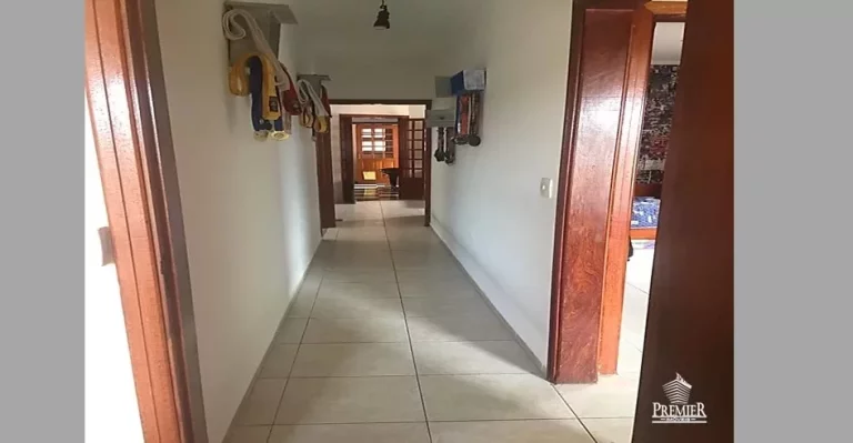 Imagem ÓTIMA CASA NO JARDIM PACAEMBU, COM 3 DORMITÓRIOS SENDO 1 SUÍTE COM BANHEIRA