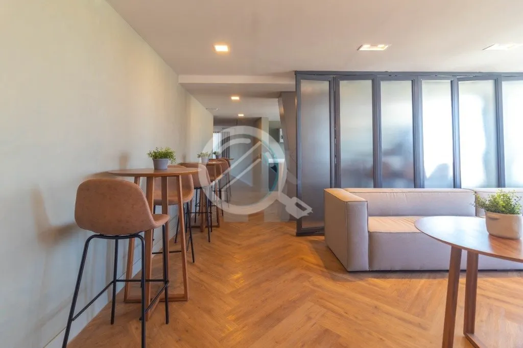 Imagem Studio com 25m² privativos, ensolarado e ventilado. Interessados em alugar o proprietário instala ...