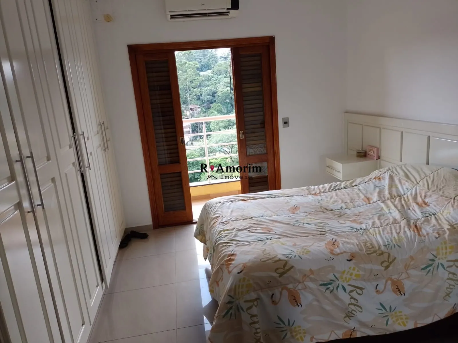 Imagem São Fernando Residência - Casa com piscina a venda no Condomínio São Fernando Residência em Barueri/SP
