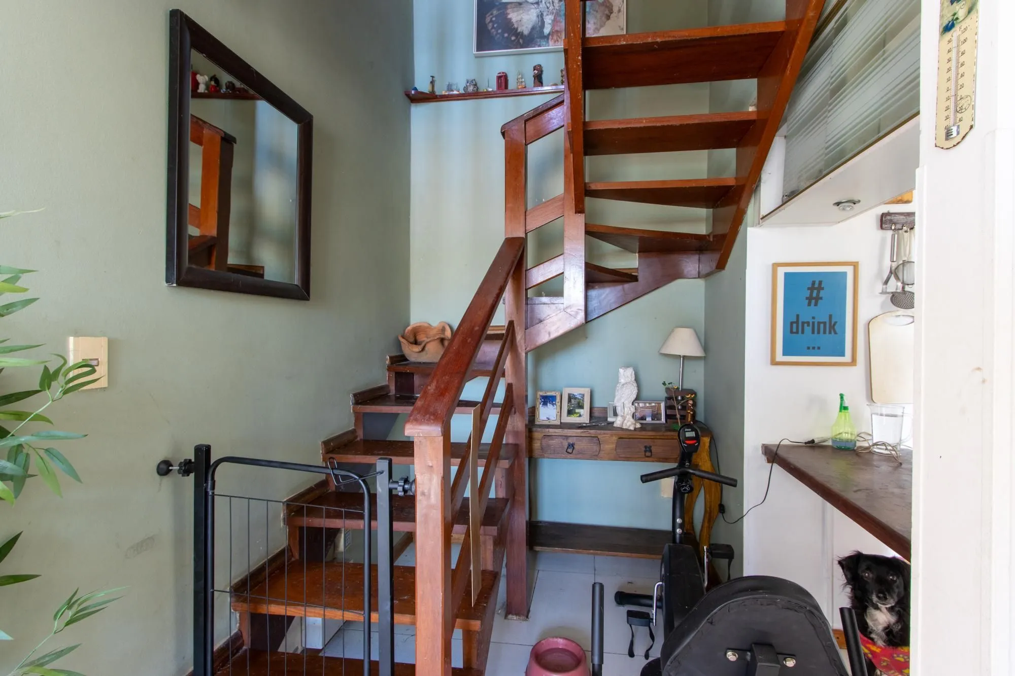 Imagem Casas de Condomínio para venda com Churrasqueira e 3 quartos, 145