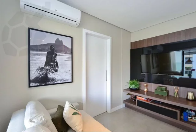 Imagem METRÔ CAMPO BELO * TOTALMENTE MOBILIADO E DECORADO * 01 VAGA