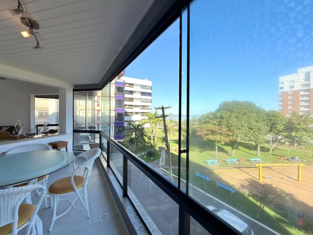 Foto do imóvel: Apartamento 3 Dormitórios - Bairro Centro em Rua Moema