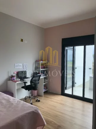 Imagem A casa dos seus sonhos está aqui! Se você busca conforto, sofisticação e lazer completo, esta é a oportunidade perfeita.