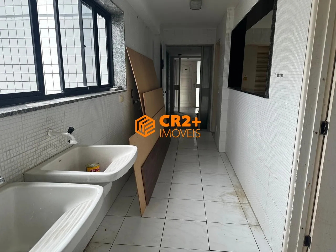 Imagem Vendo apartamento de 242 m2 na zona norte com 4 quartos e 3 vagas cobertas