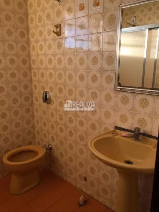 Imagem Apartamento à venda com 3 dormitórios no Bairro Olinda, Uberaba