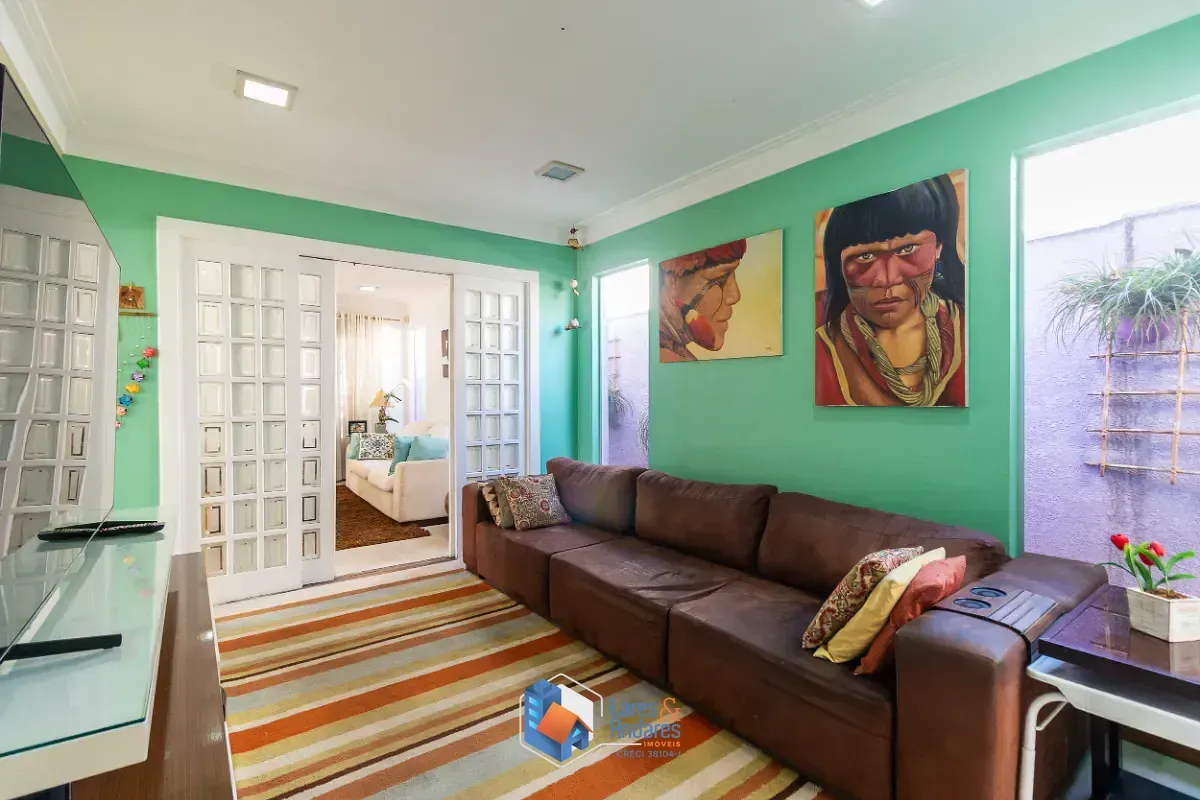 Imagem Casa para venda em Planalto Paulista com 3 quartos, sendo 1 suíte, 320m²