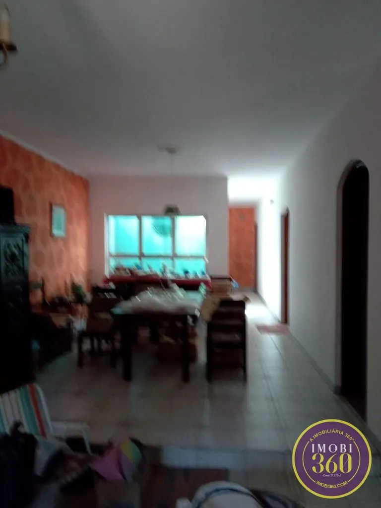 Imagem Excelente casa térrea no Parque do Carmo