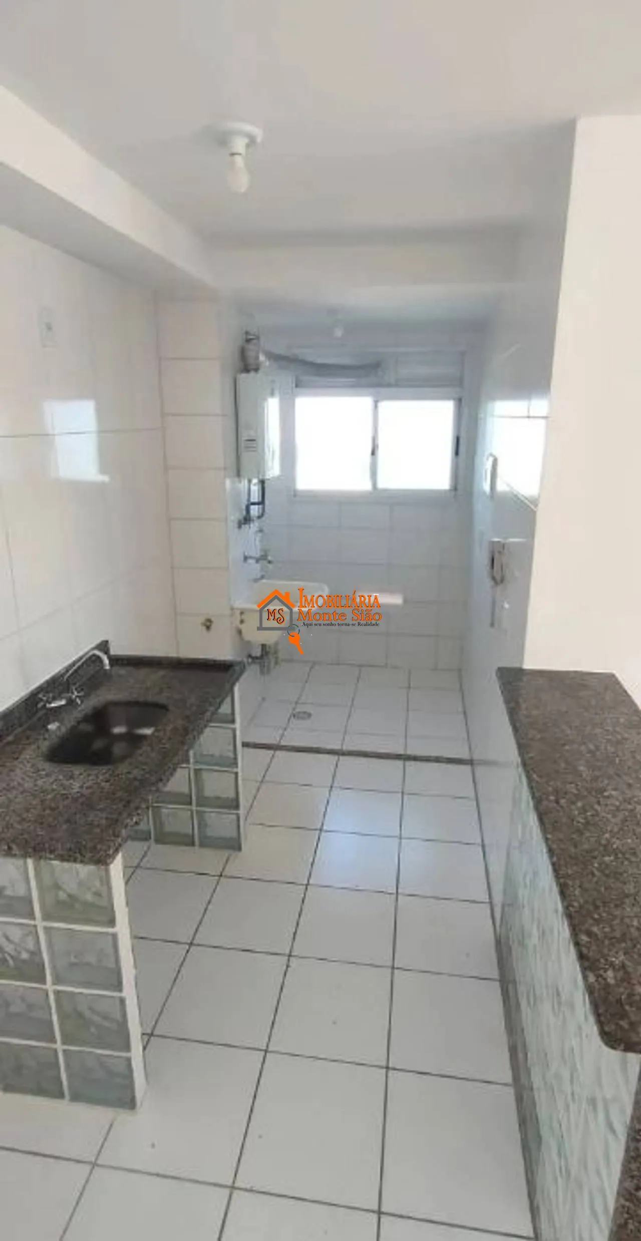 Imagem Apartamento com 2 dormitórios à venda, 45 m² por R$ 324.000 - Jardim Las Vegas - Guarulhos/SP