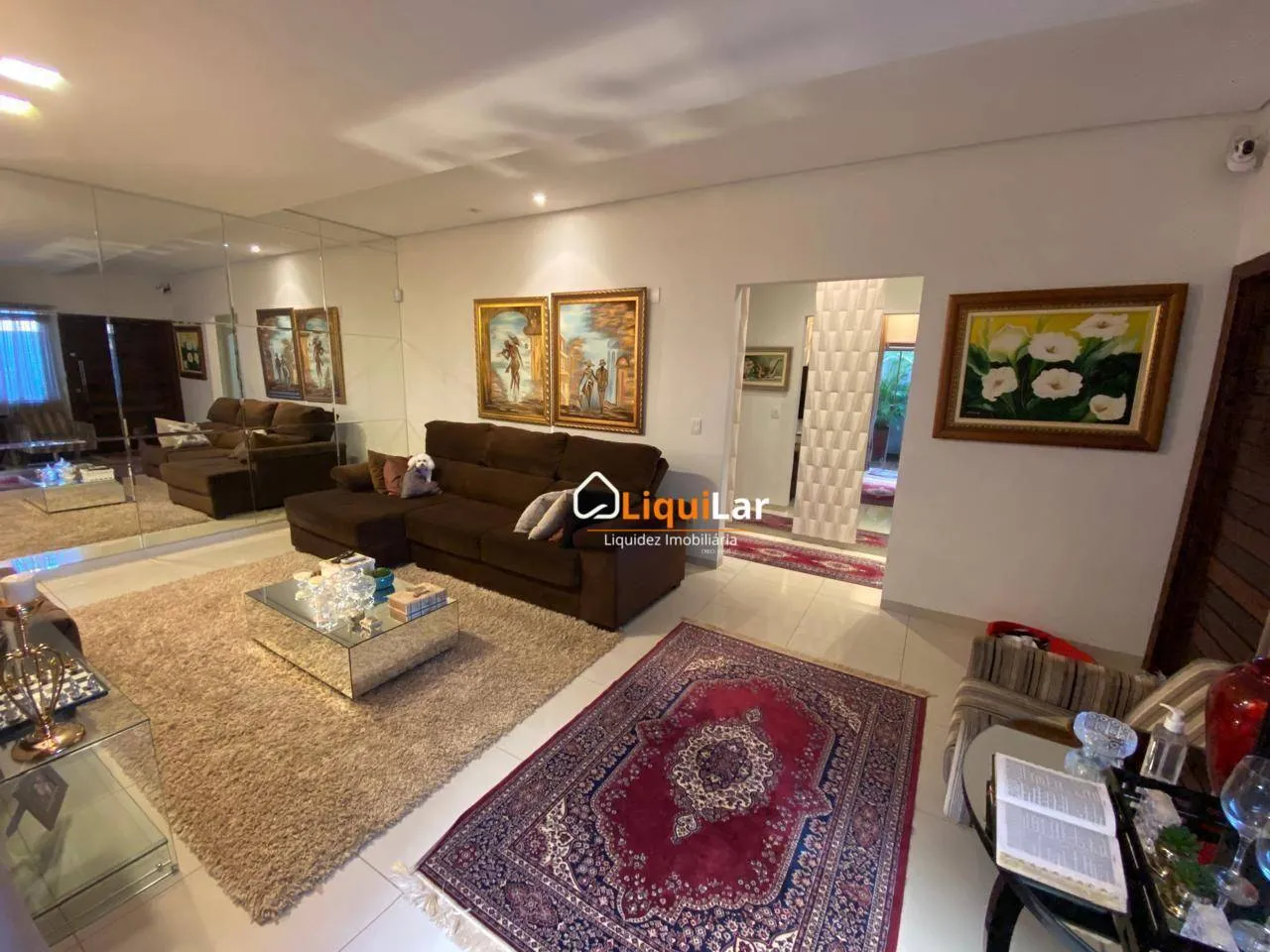 Imagem Lindíssima Casa com 3 suítes completa com armários