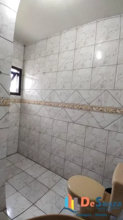 Imagem Imóvel com 4 dormitórios