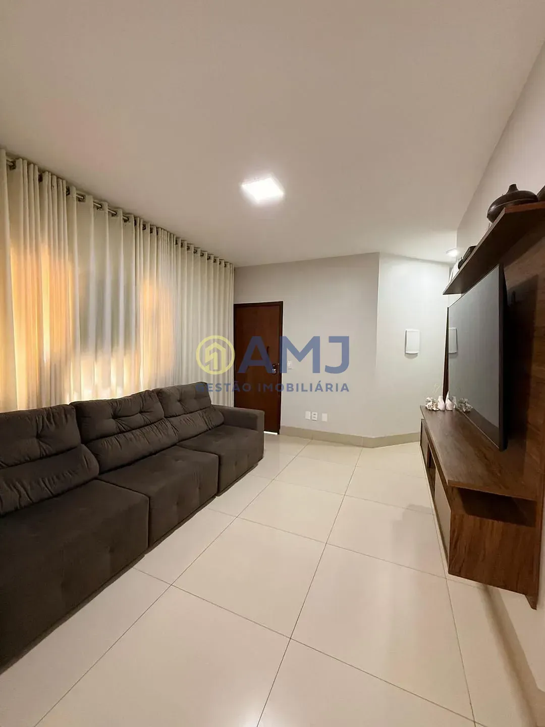 Foto do imóvel Casa à Venda no Residencial Canadá - Goiânia em Endereço não informado