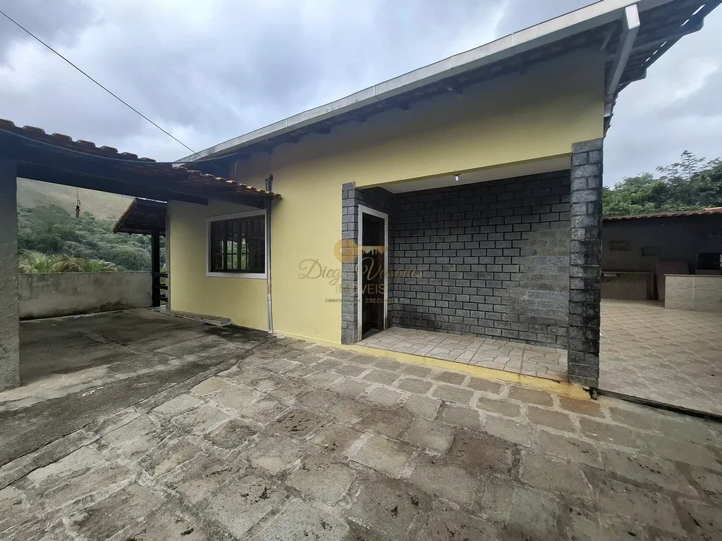 Foto do imóvel Casa para Venda em Teresópolis / RJ em Estrada A