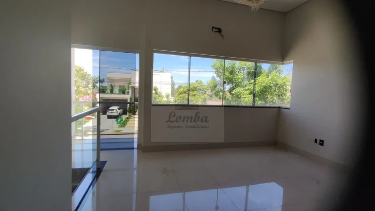 Imagem Casa de luxo em condomínio no Jardim Itália, Cuiabá-MT: 5 quartos, 5 suítes, 3 salas, 6 banheiros, 6 vagas, 382m².