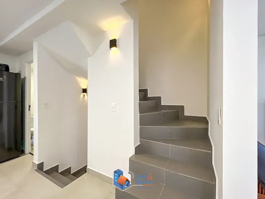 Imagem Casa no condomínio Casa Cube para venda com 2 quartos, sendo 2 suítes, 180m²