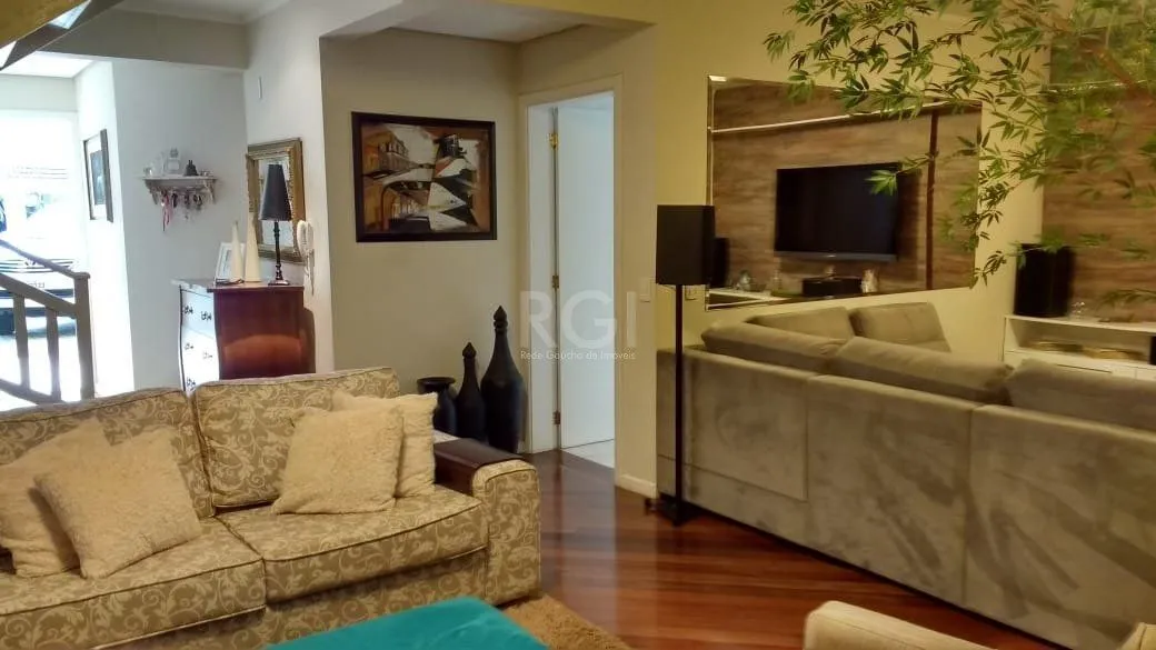 Imagem casa em condomínio fechado, às margens do rio guaíba,