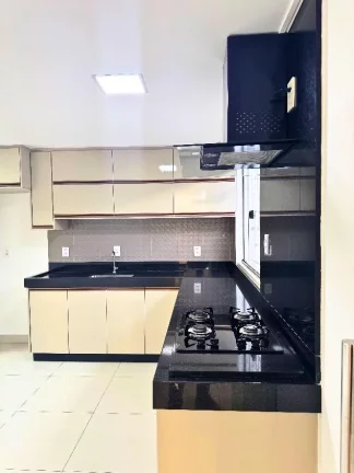 Imagem Casa de 3 quartos no bairro das Águas perto do HMC em Ipatinga MG.