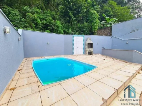 Imagem Sobrado a venda com 430m2 no centro de Guaratuba PR