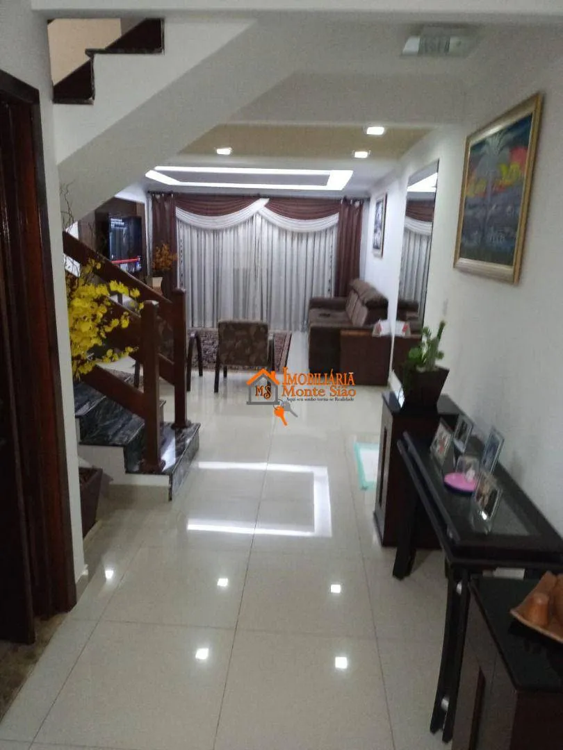 Imagem Sobrado com 3 dormitórios à venda, 131 m² por R$ 954.000,00 - Jardim Santa Clara - Guarulhos/SP