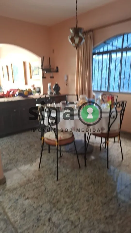 Imagem CASA IMPONENTE À VENDA NO BROOKLIN | 500 M² DE TERRENO | PISCINA