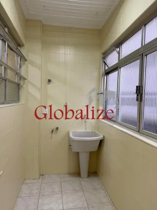 Imagem Apartamento amplo de 1 dormitório, condomínio baixo, vaga de garagem garantida e excelente localização.