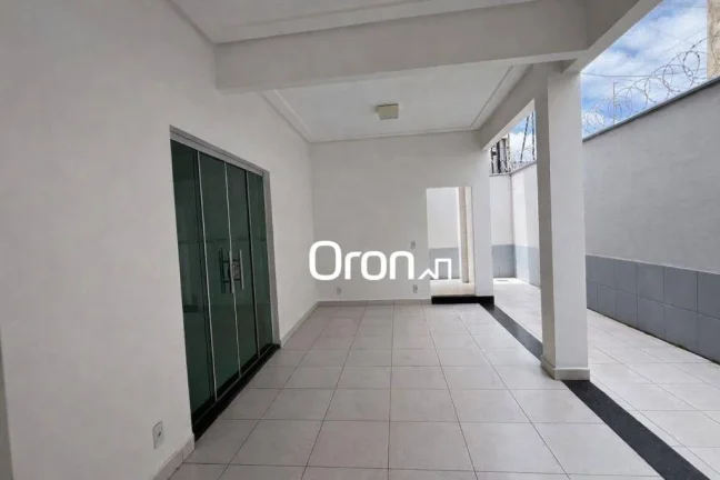 Imagem Sobrado à venda, 300 m² por R$ 1.700.000,00 - Parque das Amendoeiras - Goiânia/GO