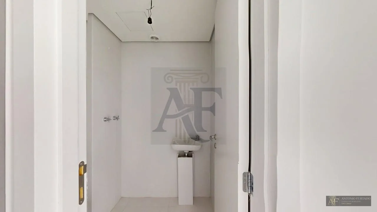 Imagem Apartamento à venda em Pinheiros, São Paulo