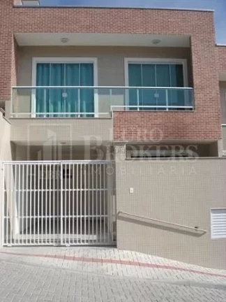 Imagem Sobrado 3 dormitórios sendo 1 suíte e 2 vagas de garagem