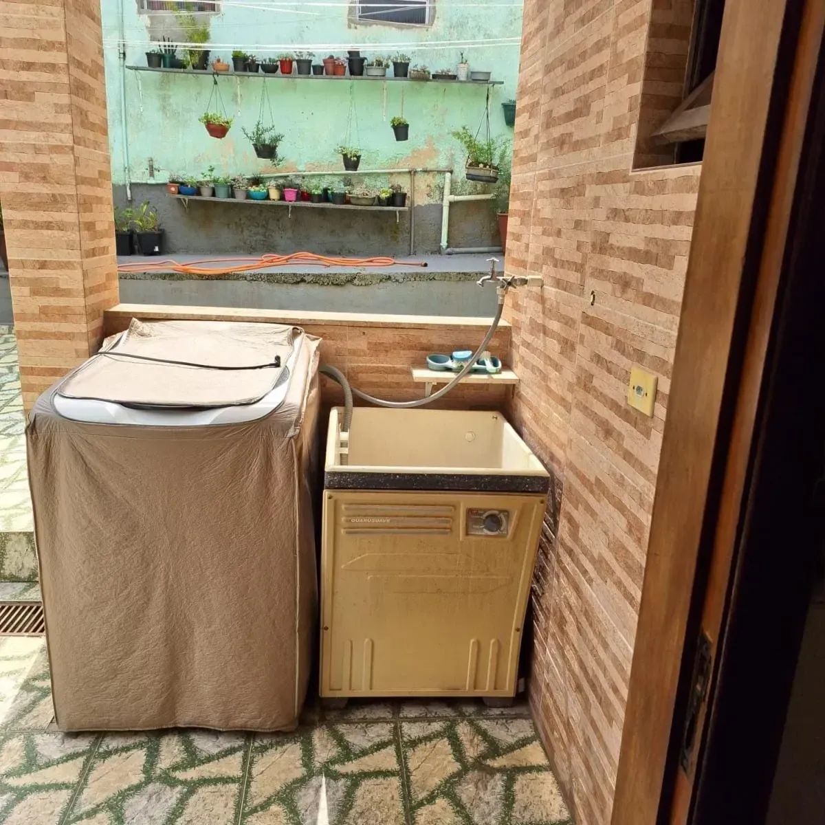 Imagem Casa com 4 Quartos à Venda, 250 metros em Jardim Itapeva - Mauá