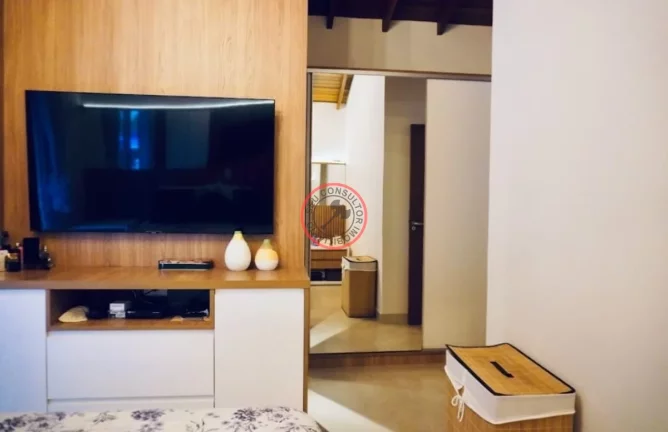 Imagem ESCRITURA DEFINITIVA, CASA DENTRO DE CONDOMÍNIO, TODA MOBILIADA A 50 METROS DA PRAIA, COM PISCINA PRIVATIVA E ÁREA GOURMET