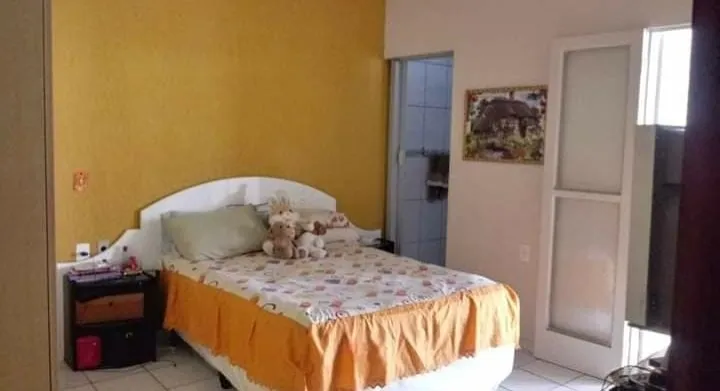 Imagem Casa à venda 3 Quartos, 1 Suite, 3 Vagas, 250M², Residencial Mombaça, Pindamonhangaba - SP