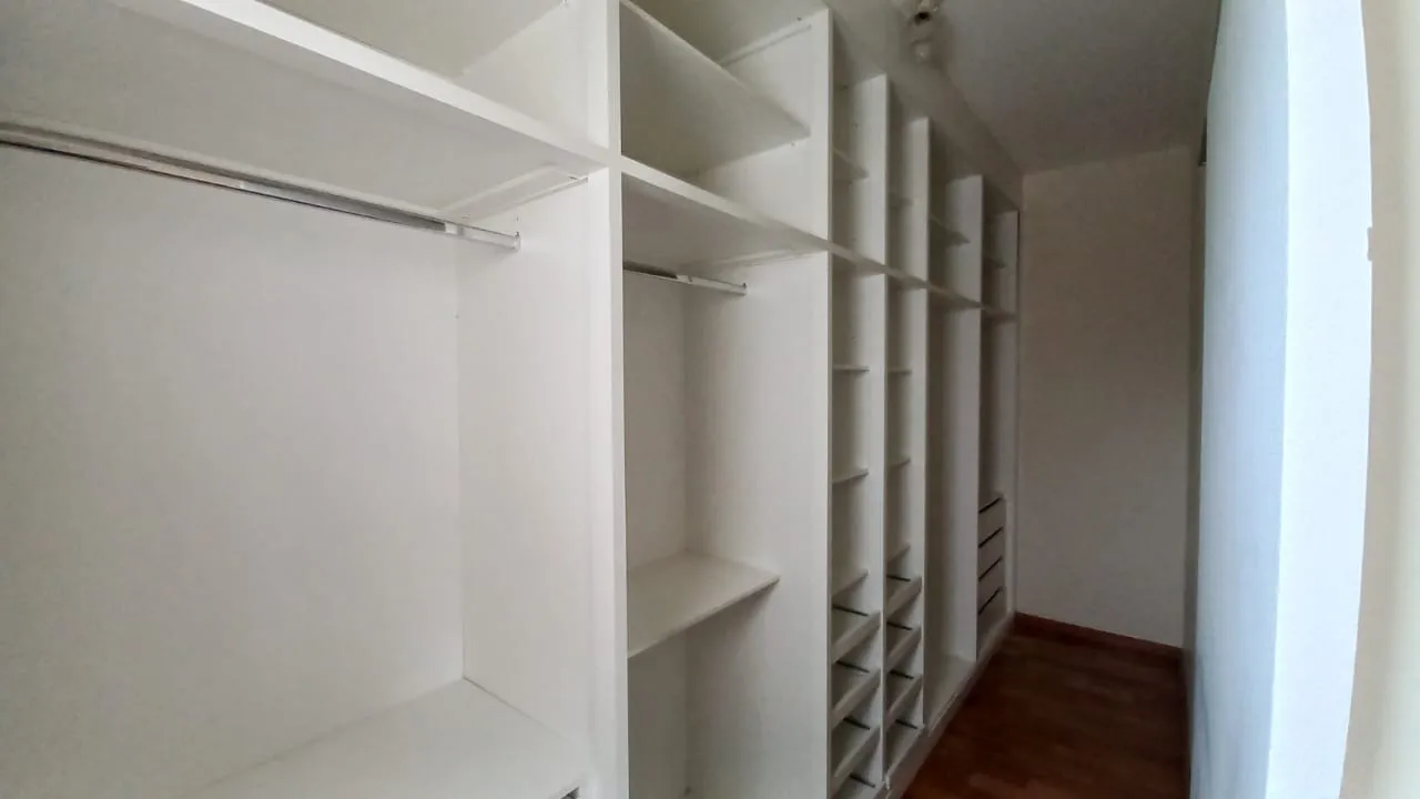 Imagem "Residência Excepcional: Viva o Sonho no Condomínio Mont Blanc em Sorocaba!"