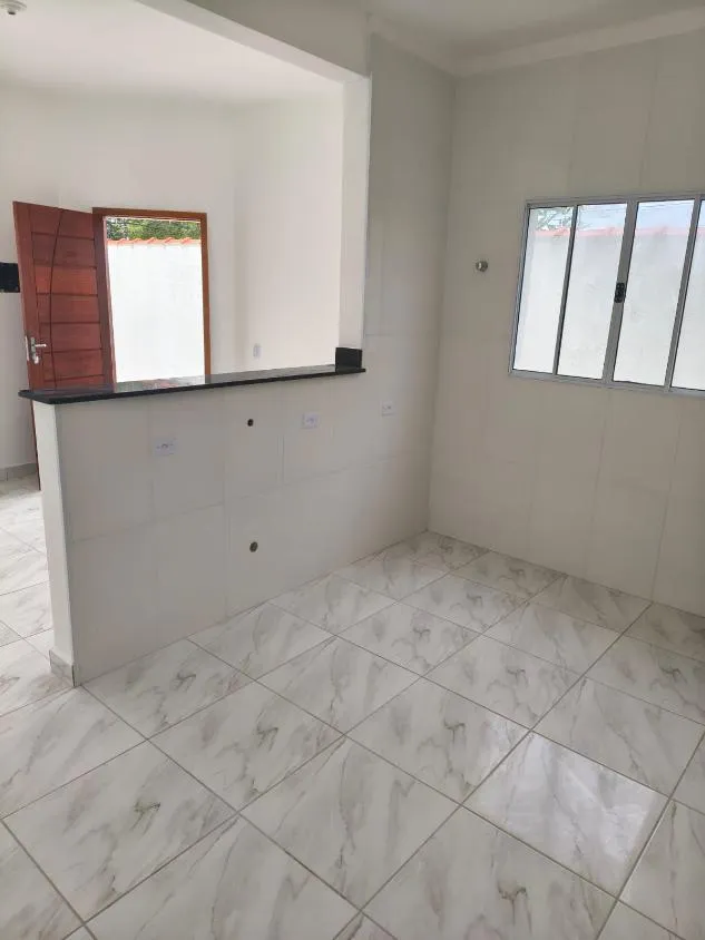Imagem CASA NOVA COM PISCINA LADO PRAIA 2 DORM A VENDA EM ITANHAEM FINANCIAMENTO BANCARIO