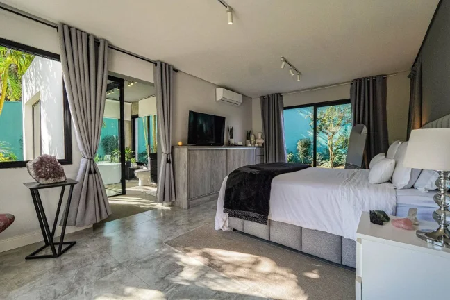 Imagem Casa com 5 quartos à venda, 480 m² por R$ 3.500.000 - Recanto Inpla - Carapicuíba/SP