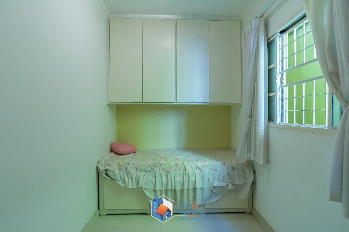 Imagem Casa de vila para venda em Vila Madalena com 3 quartos, sendo 1 suíte, 200m²