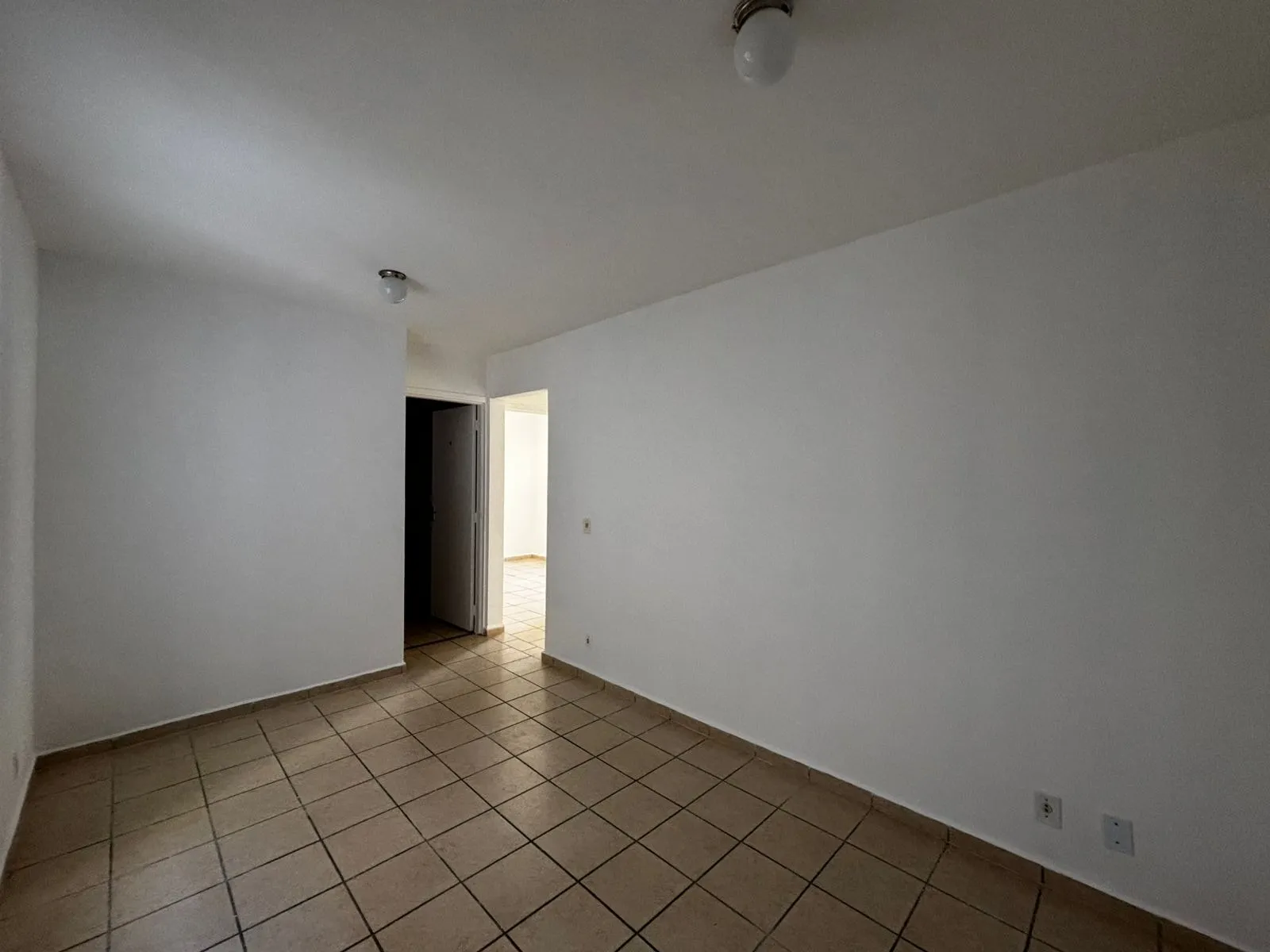 Imagem Apartamento 2 dormitorios Residencial Mariana 1 ao lado do Shopping Iguatemi