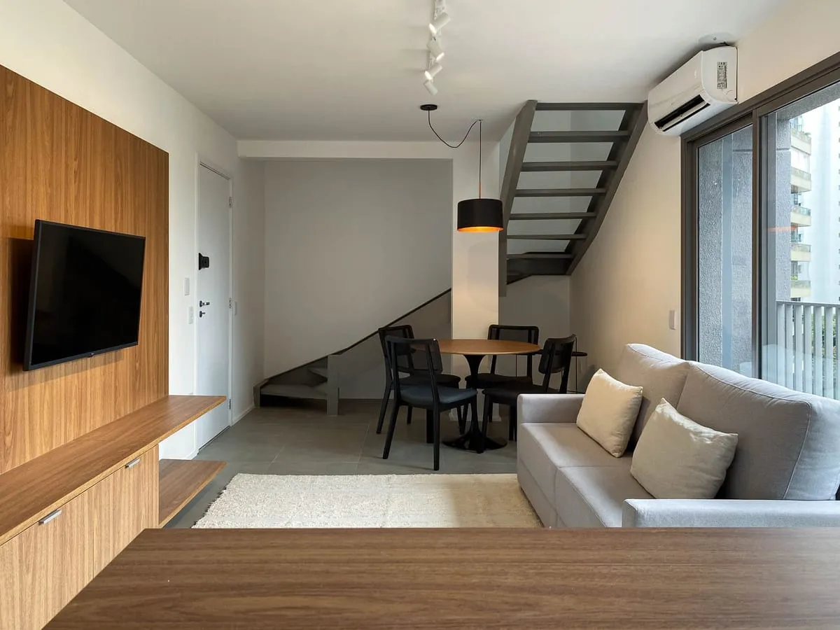 Imagem Apartamento com 2 Quartos para alugar, 85m² - Moema