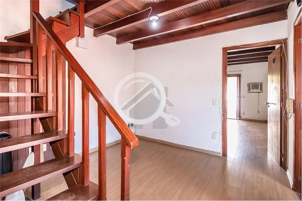 Imagem Esta espaçosa casa, localizada na rua Botafogo, oferece uma oportunidade única tanto para residên...