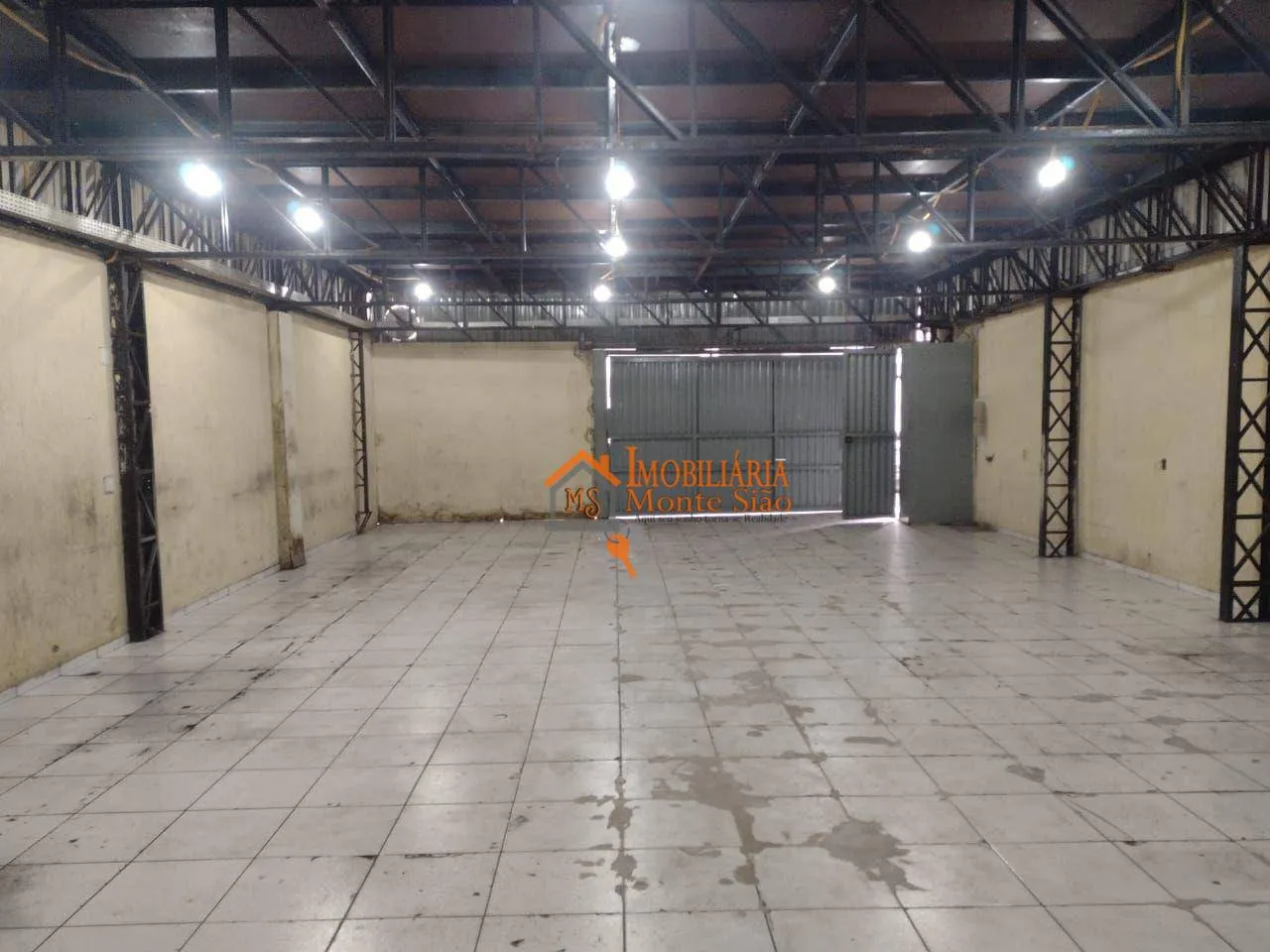 Imagem Galpão à venda, 290 m² por R$ 800.000,00 - Jardim Rosa de Franca - Guarulhos/SP