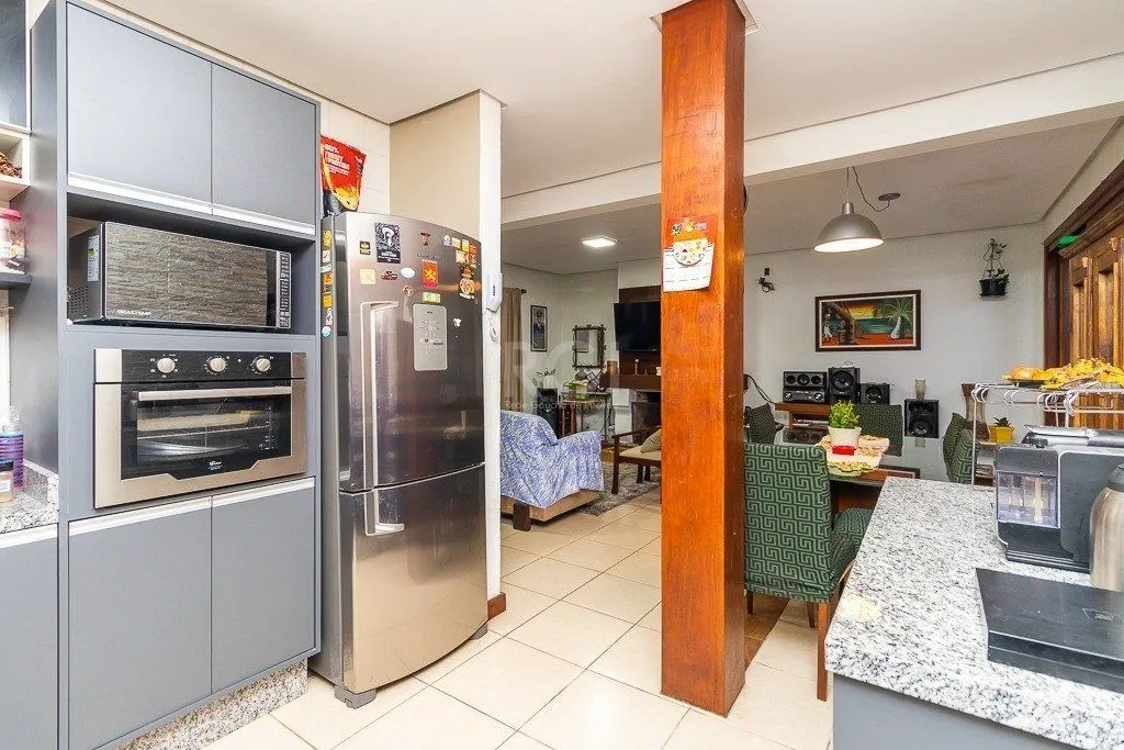 Imagem Casa Condominio para Venda - 239.9m², 3 dormitórios, Santa Tereza