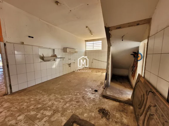 Imagem Residencial e Comercial para Venda em Limeira / SP no bairro Vila Cristóvam