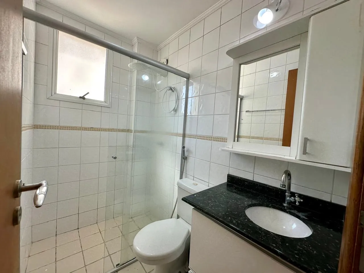 Imagem Apartamento no Edifício Mediterraneé no Campolim com 3 dormitórios, varanda ampla e localização privilegiada