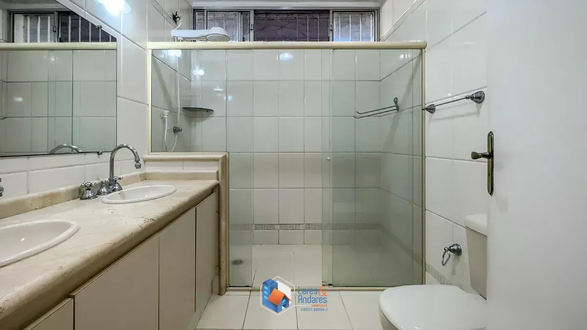 Imagem Casa para venda em Vila Madalena com 3 quartos, sendo 2 suítes, 257m²