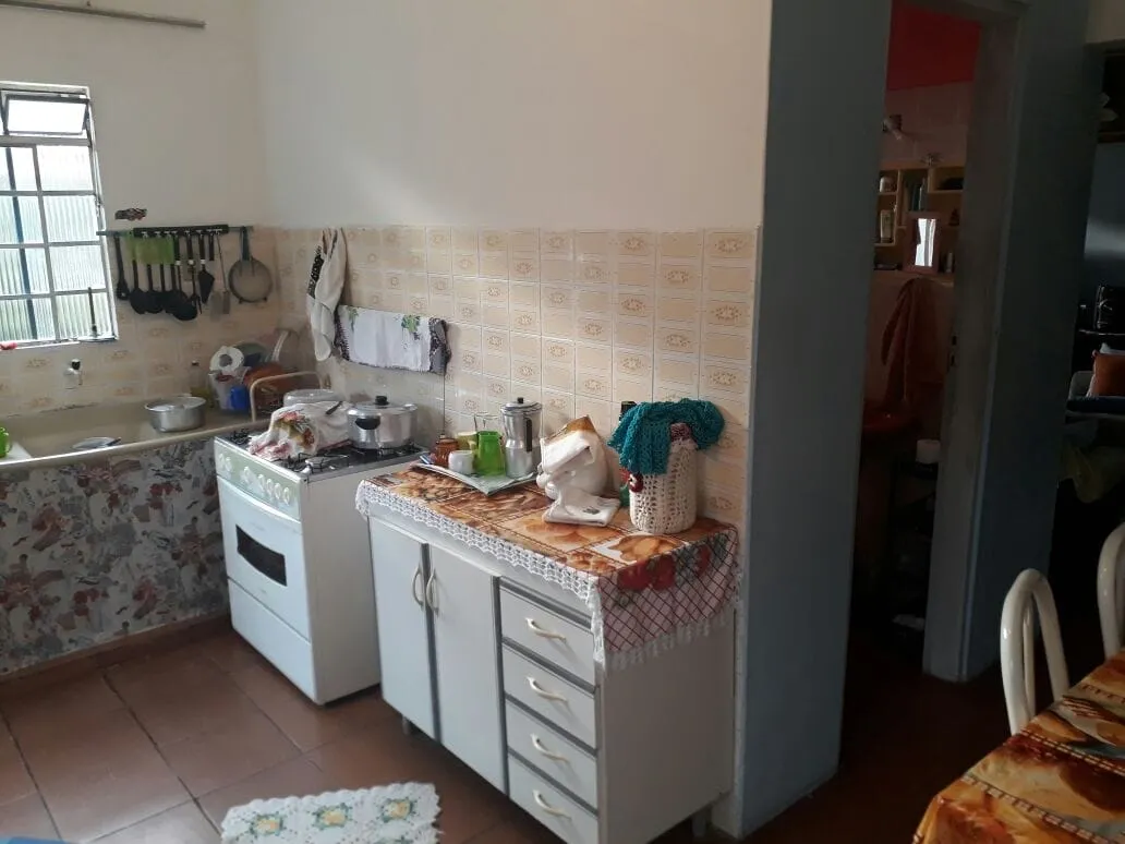 Imagem Casa à venda 2 Quartos, 3 Vagas, 250M², Conjunto Residencial Araretama, Pindamonhangaba - SP